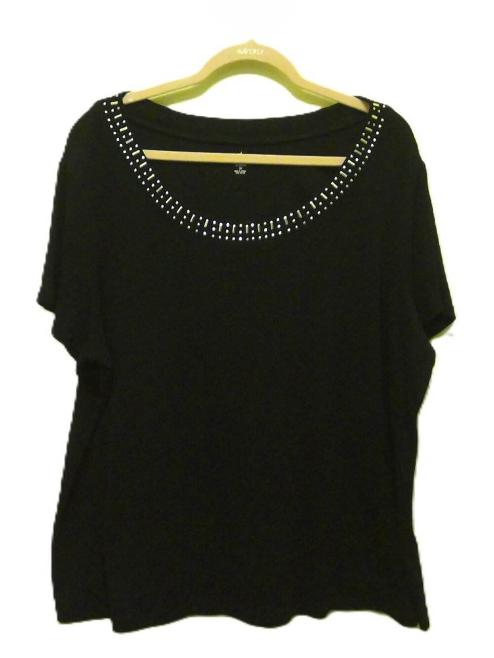 db established 1962 Woman Black Round Necked Top With Silver Studs Size 3X